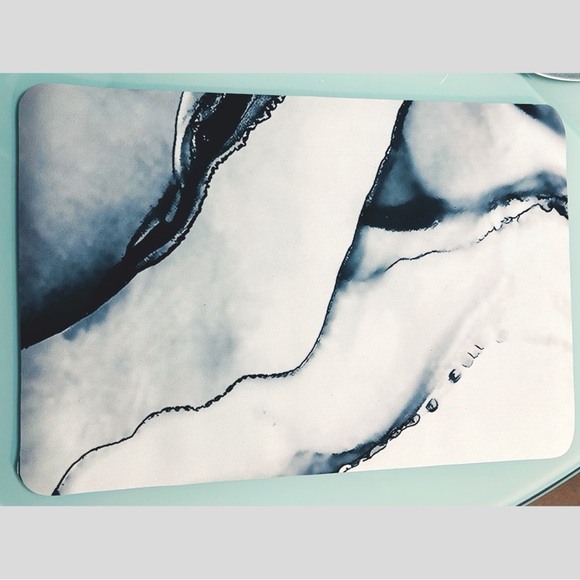 Marble Texture Bath/ Shower Mat - Picture 2 of 3